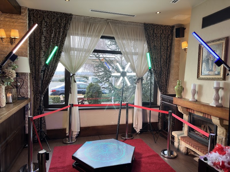Rux Events 360 - Platformă Video Booth 360°, Cabină Foto, Oglindă foto, Fum Greu, Baloane Explozive Târgoviște — fotografia 4