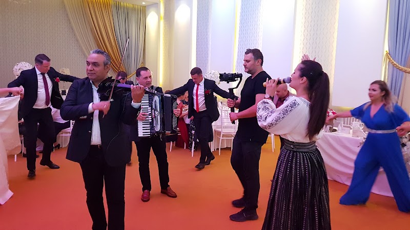 Formatii Nunta Bucuresti — fotografia 5