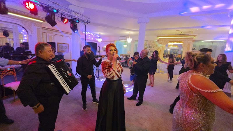 Formatie nunta București-Formatia Lucian Band — fotografia 5