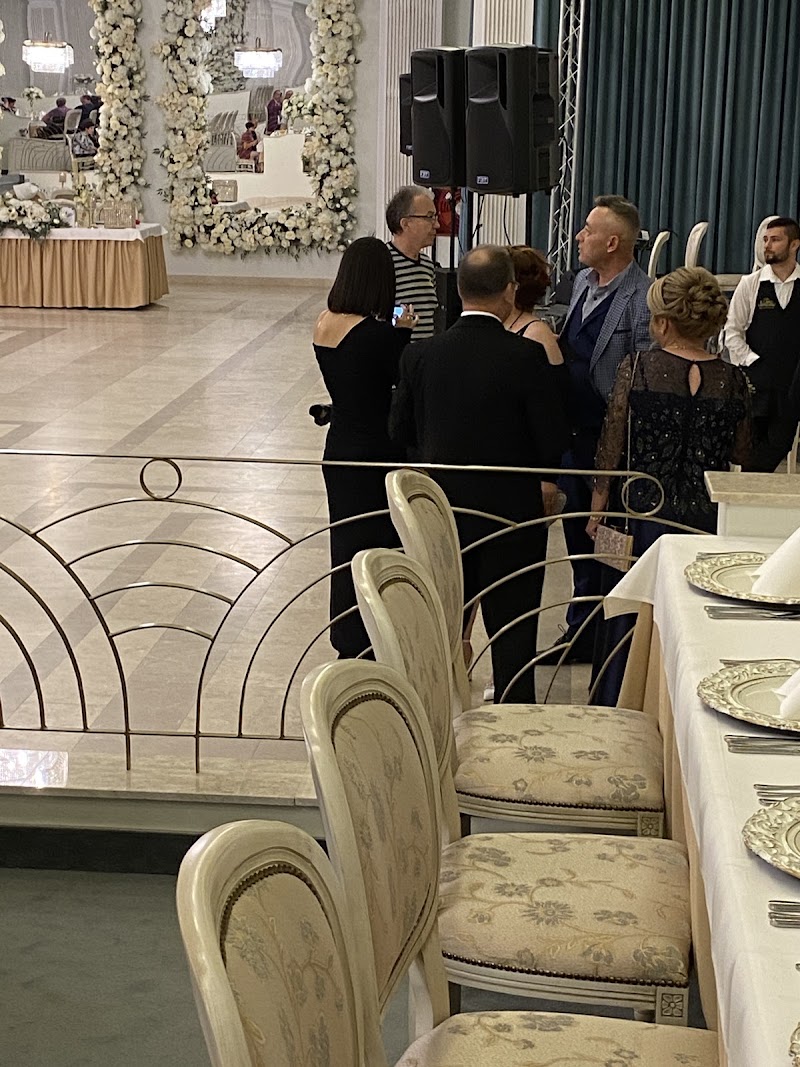 Le Grand Amfiteatru Ballroom — fotografia 5