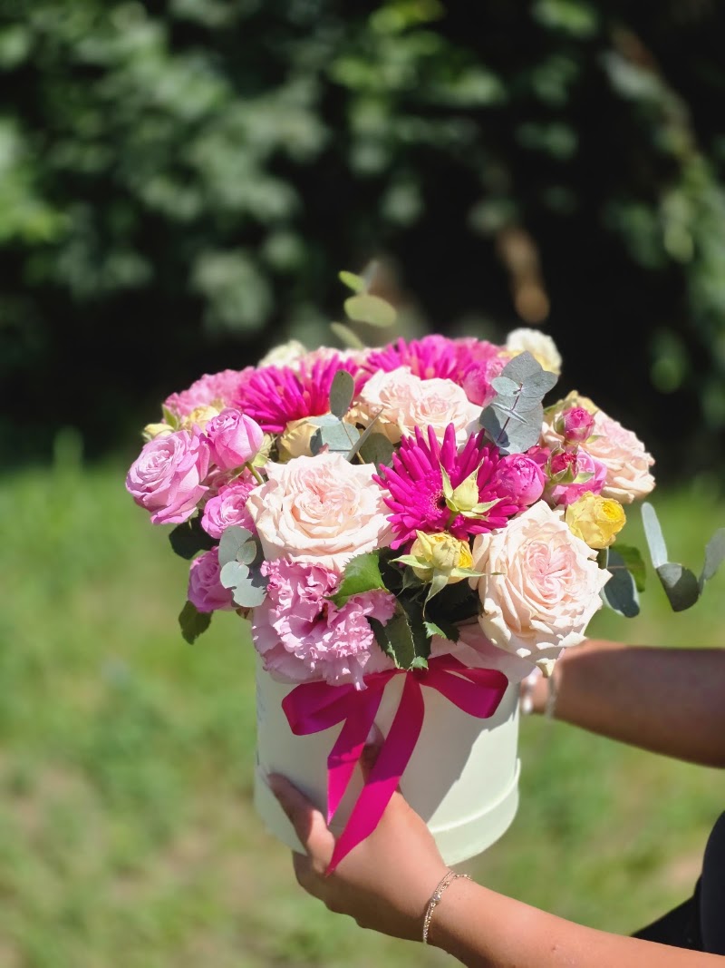 Florăria Lumira Flowers - Florărie din Chiajna, Ilfov. Buchete, Aranjamente Florale, Nuntă, Botez — fotografia 5